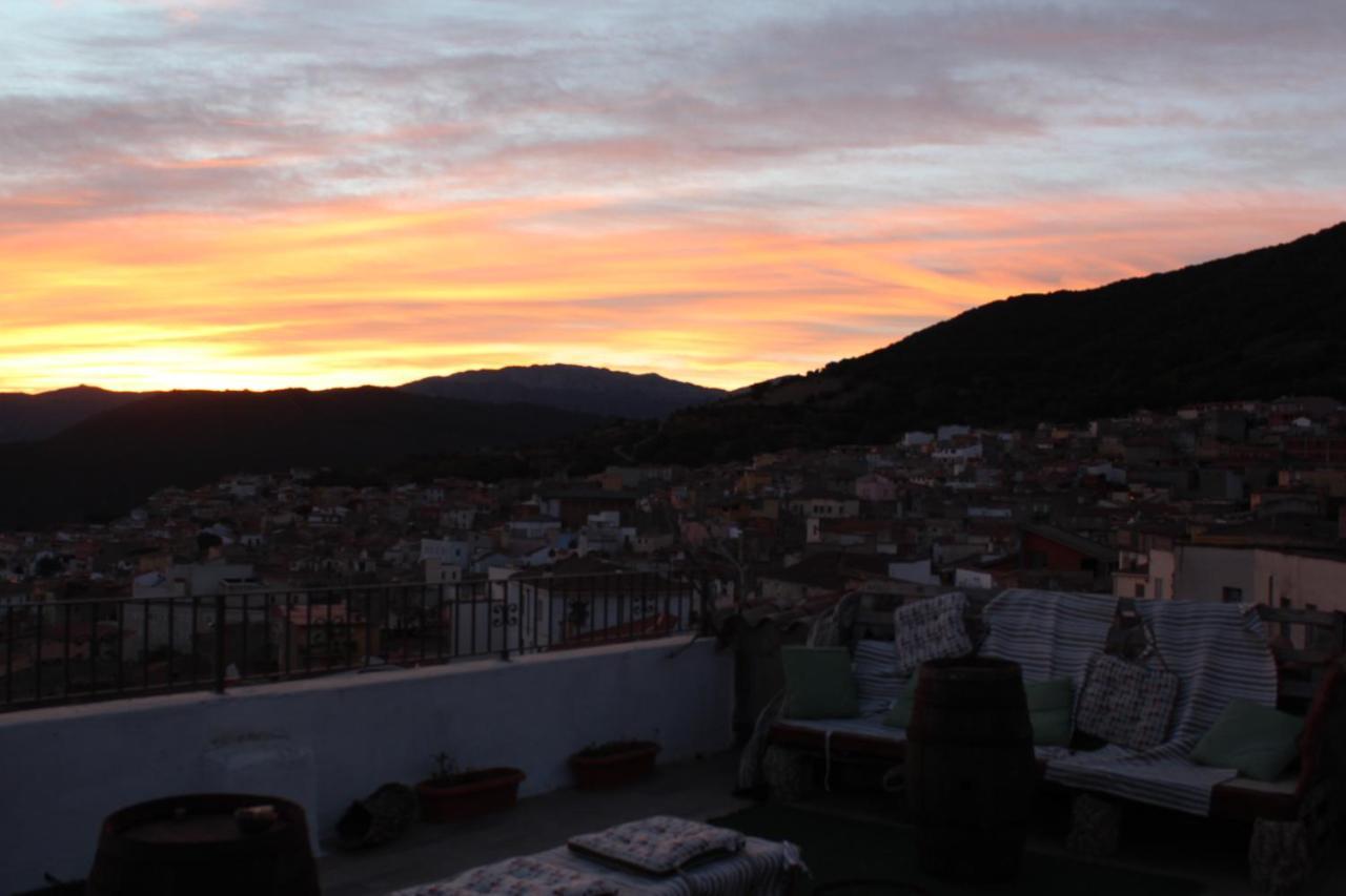B&B Il Portico Orgosolo Εξωτερικό φωτογραφία