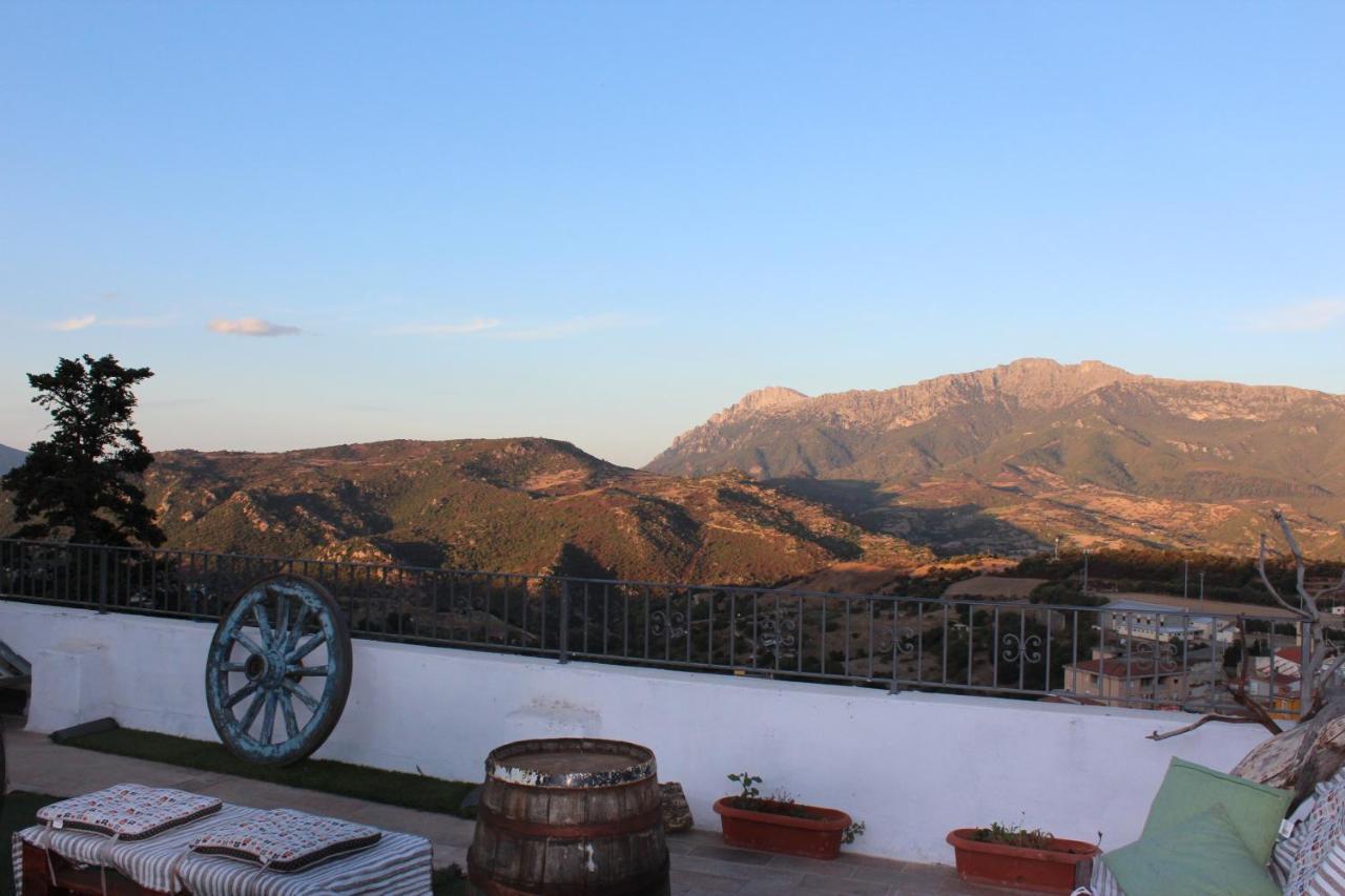 B&B Il Portico Orgosolo Εξωτερικό φωτογραφία