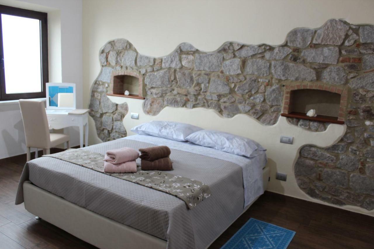 B&B Il Portico Orgosolo Εξωτερικό φωτογραφία