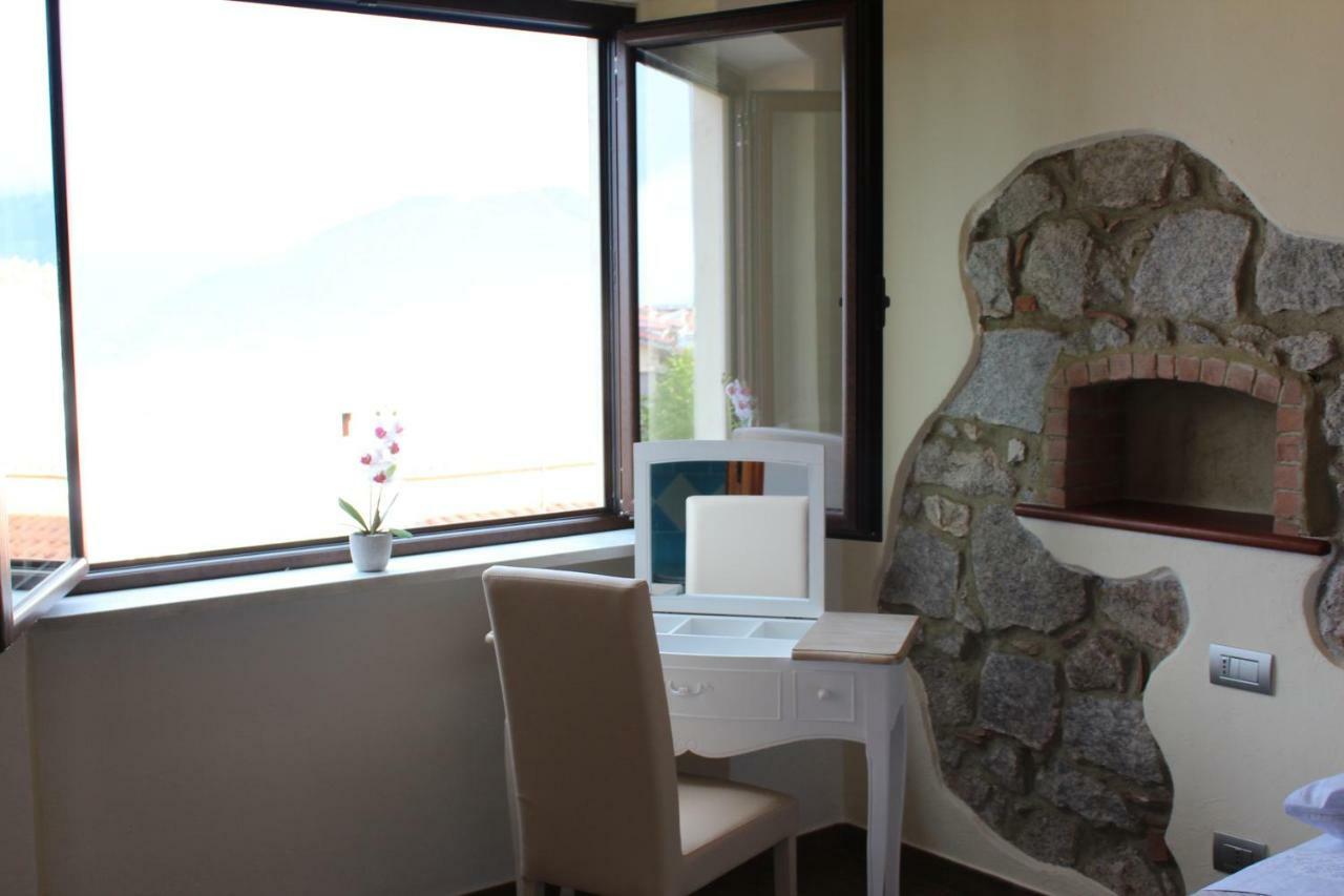B&B Il Portico Orgosolo Εξωτερικό φωτογραφία