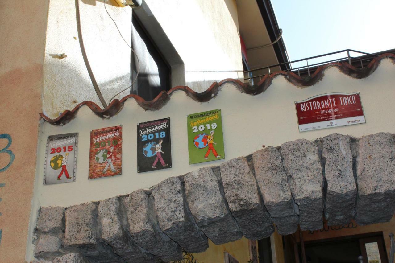 B&B Il Portico Orgosolo Εξωτερικό φωτογραφία