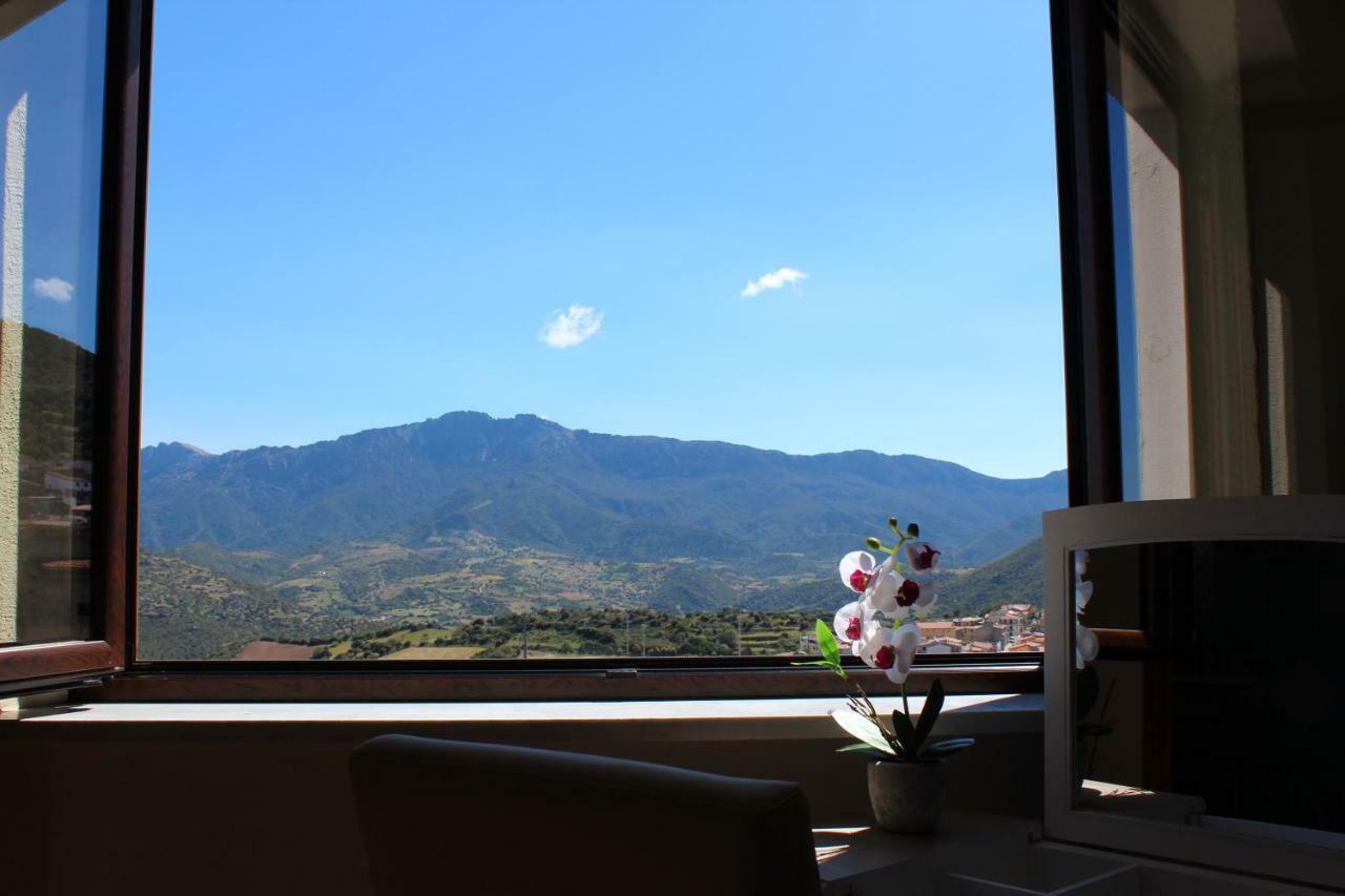 B&B Il Portico Orgosolo Εξωτερικό φωτογραφία